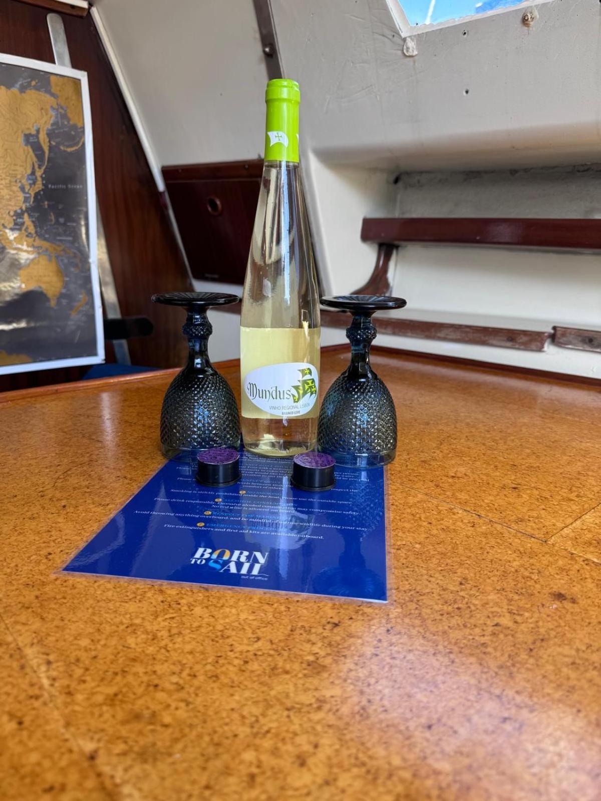 Lisbon Cosy Boat Hotel Ngoại thất bức ảnh